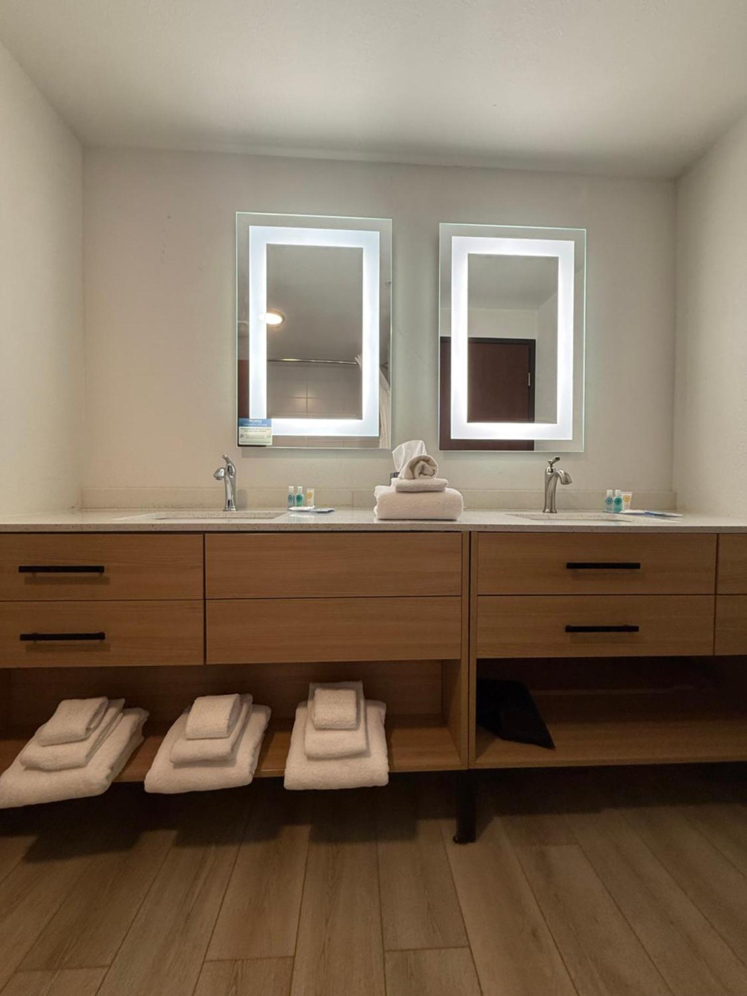 Comfort Suites تشيني المظهر الخارجي الصورة